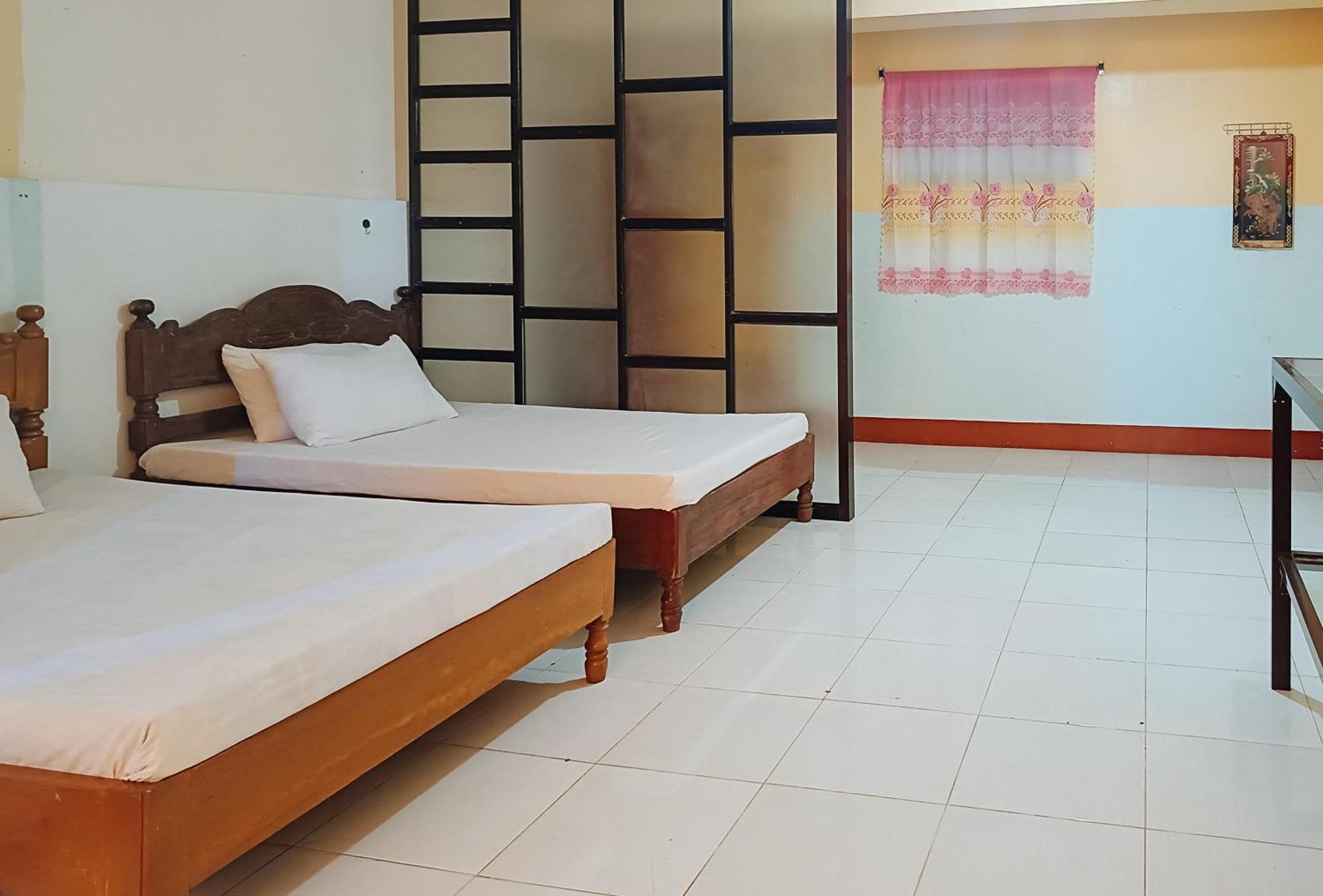 Reddoorz @ Grand Valley Hotel Junction Luna Cagayan Tagaytay City Ngoại thất bức ảnh