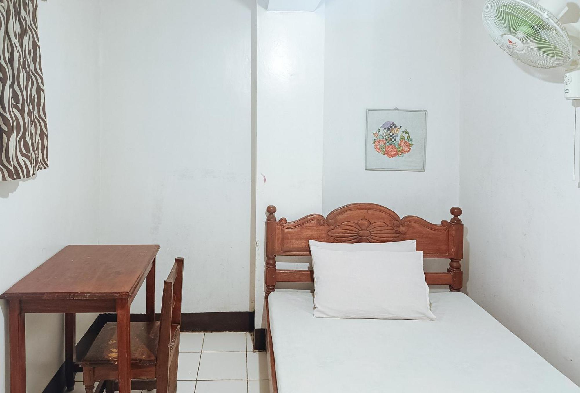 Reddoorz @ Grand Valley Hotel Junction Luna Cagayan Tagaytay City Ngoại thất bức ảnh